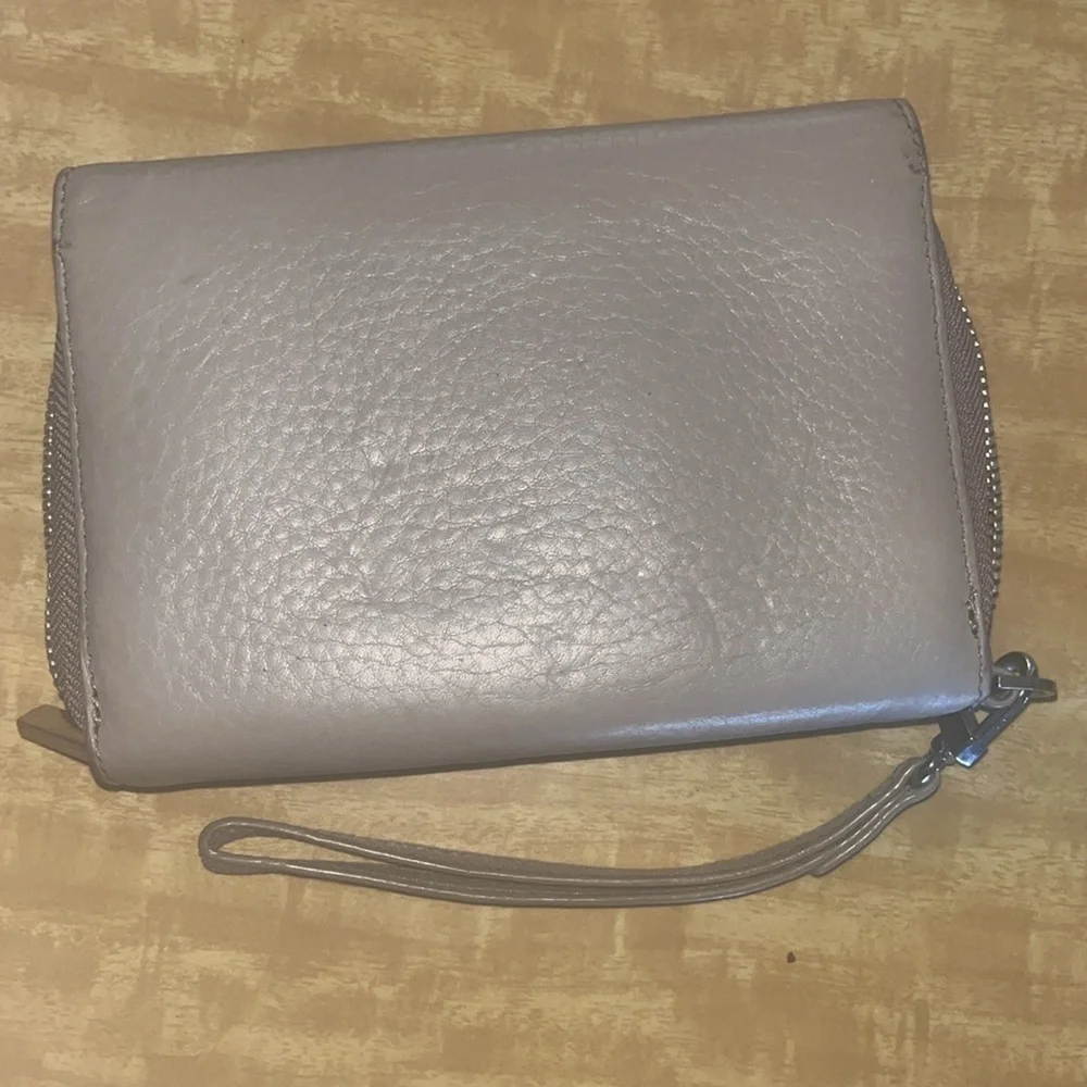 Tory Burch Tan Leather with silver tone hardware Wristlet / preowned